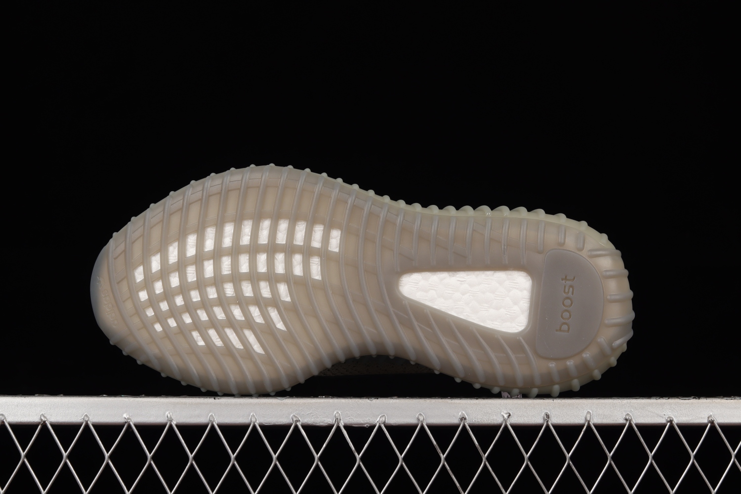 adidas Yeezy Boost 350 V2 Granite HQ2059