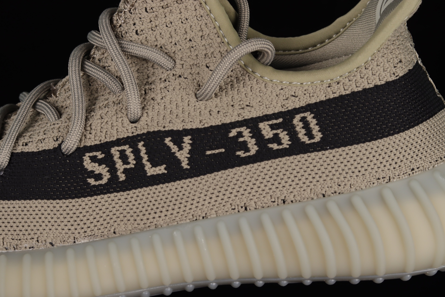 adidas Yeezy Boost 350 V2 Granite HQ2059