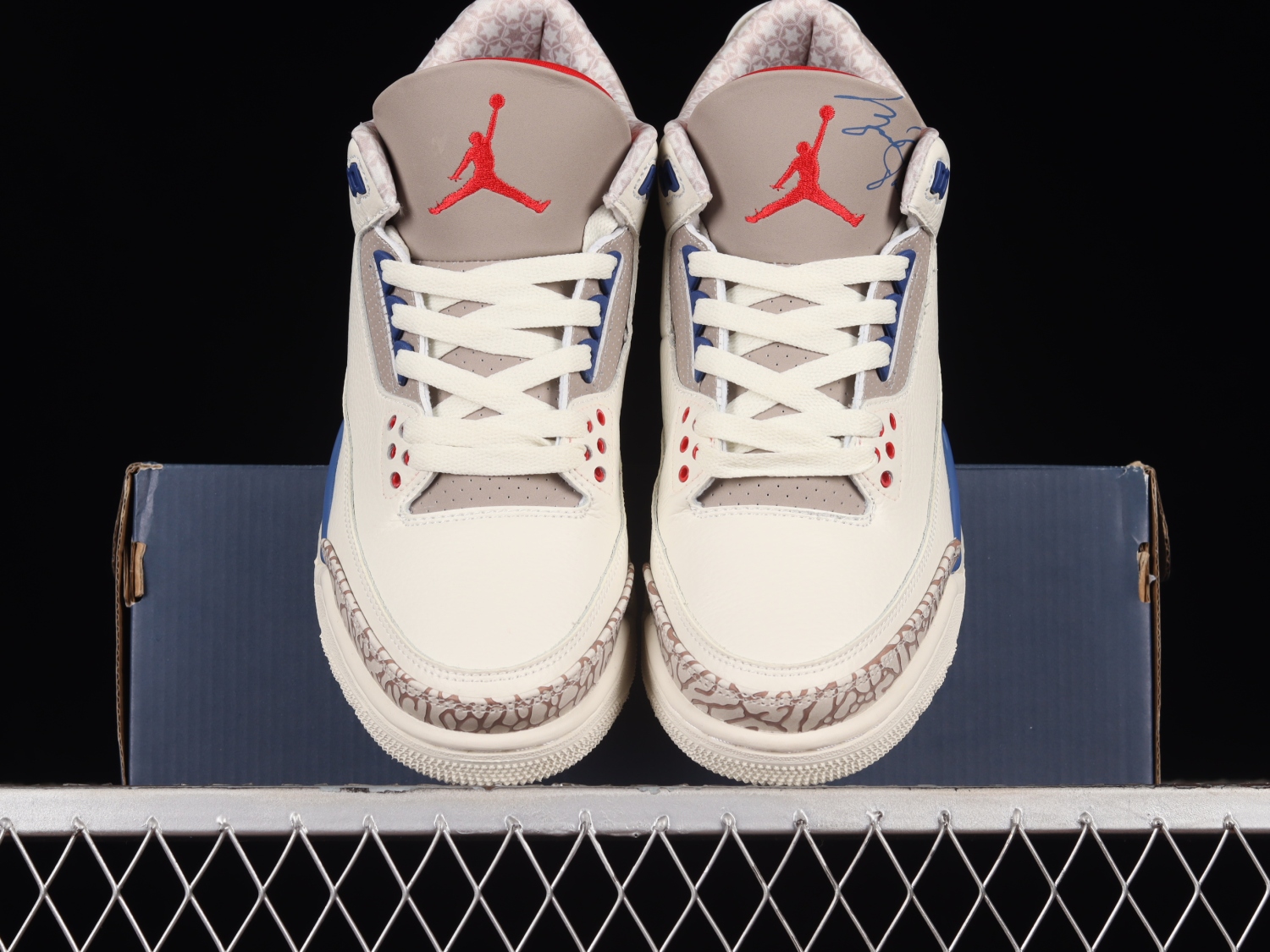 Jordan 3 Retro International Flight (GS) 398614-140