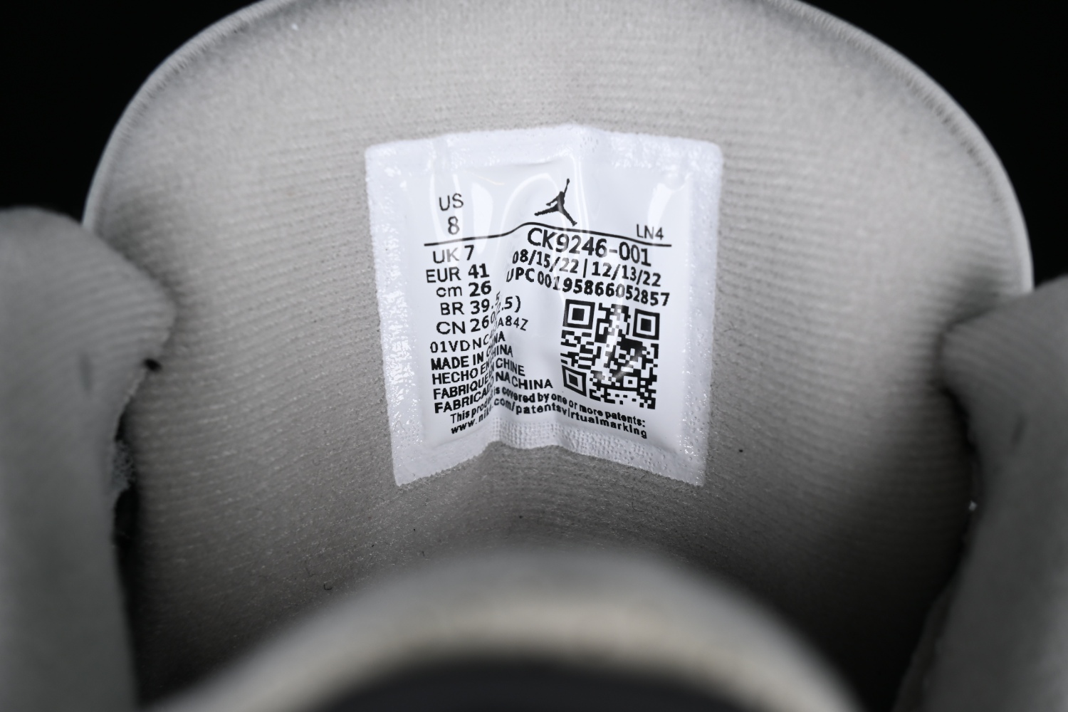 Jordan 3 Retro  Off Noir CK9246-001