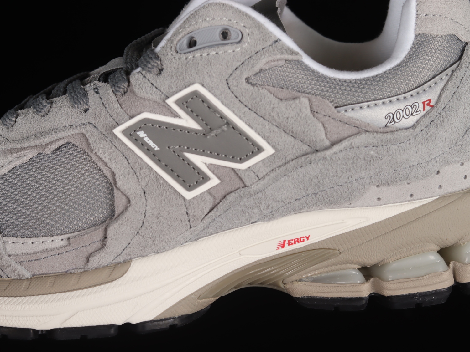 New Bal*nce 2002R Protection Pack Grey M2002RDM