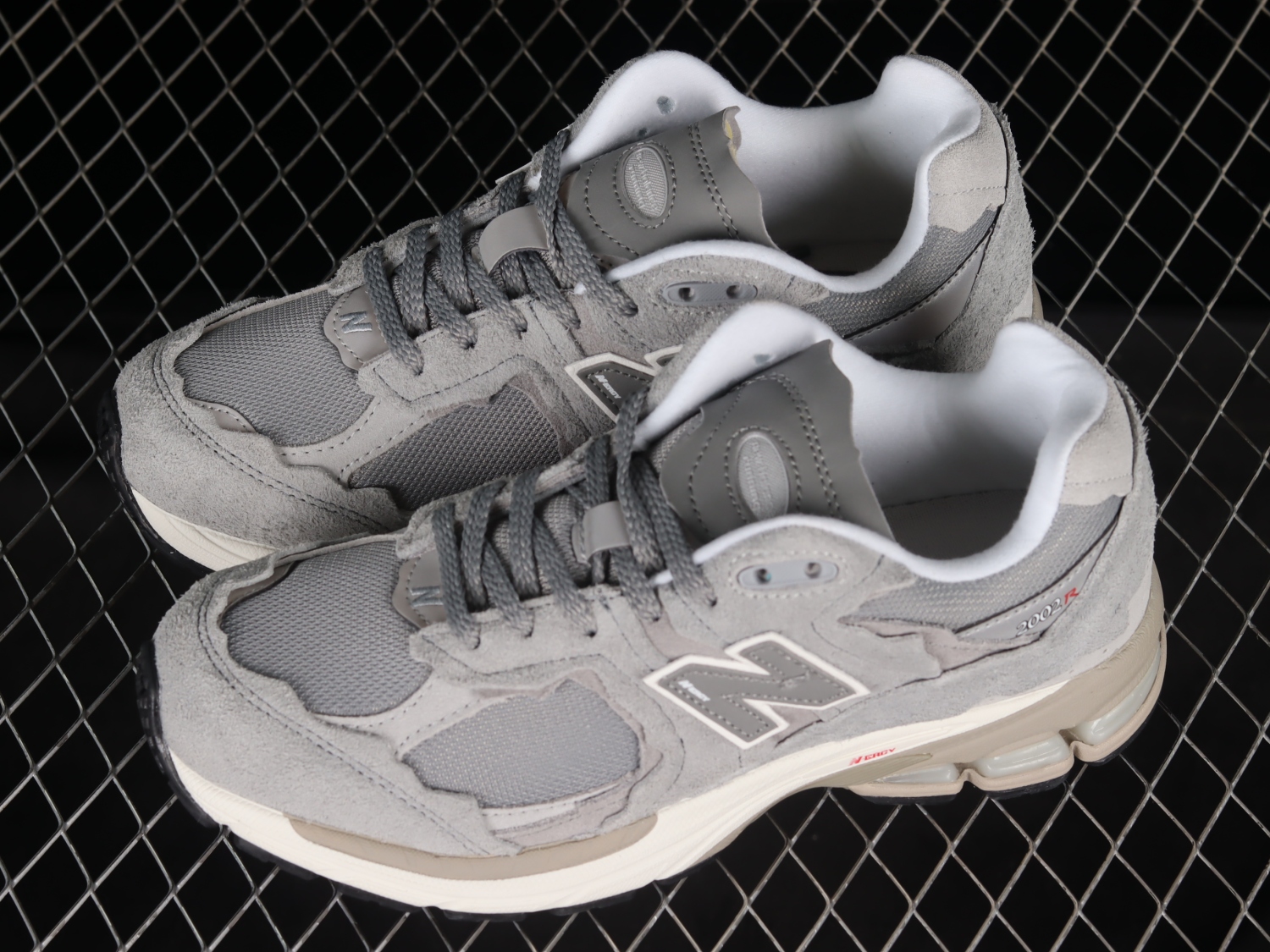 New Bal*nce 2002R Protection Pack Grey M2002RDM