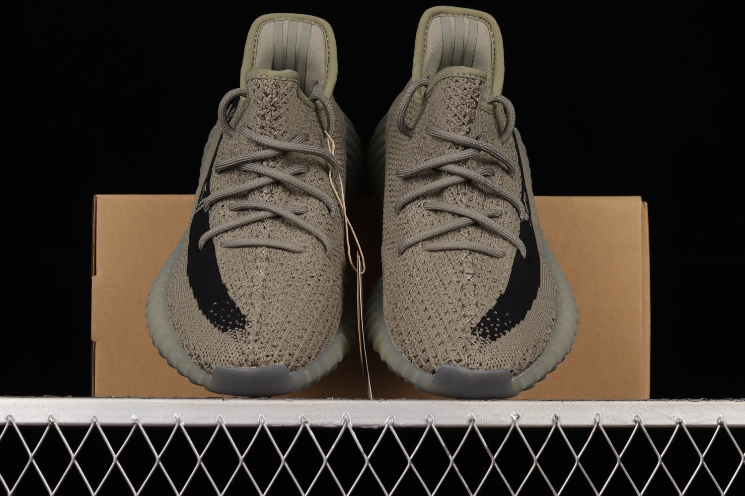 adidas Yeezy Boost 350 V2 Granite HQ2059