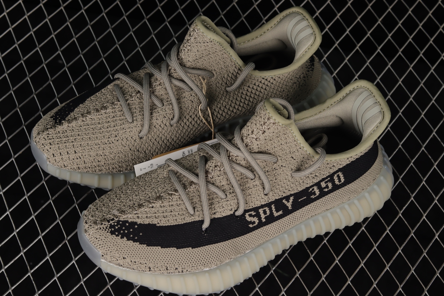 adidas Yeezy Boost 350 V2 Granite HQ2059