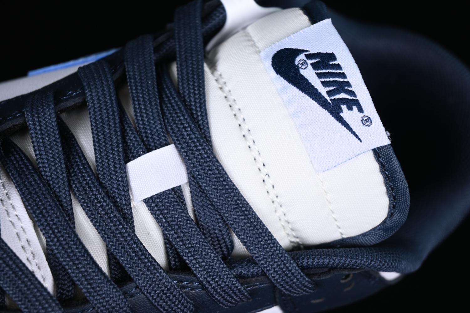 Nike Dunk Low Midnight Navy University Blue FN7800-400