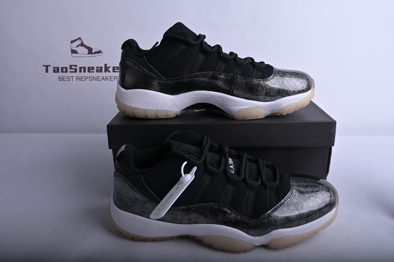 Jordan 11 Retro Low Barons 528895-010