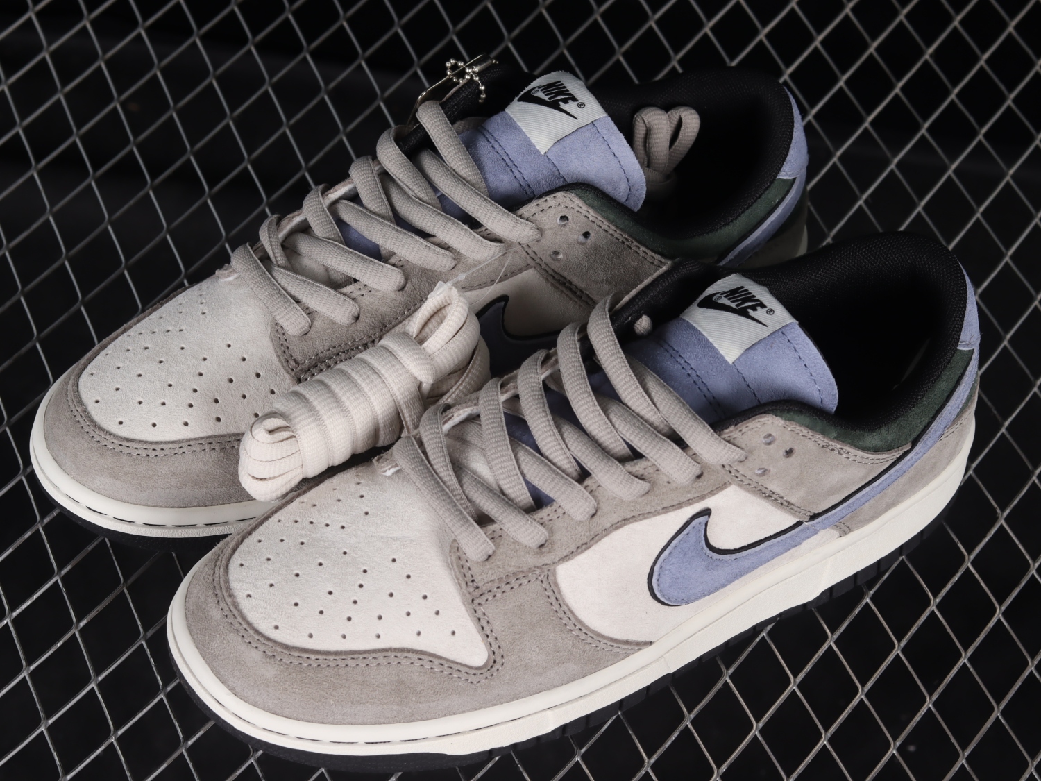Otomo Katsuhiro x Nk SB Dunk Low  Steamboy OST  LF0039-015