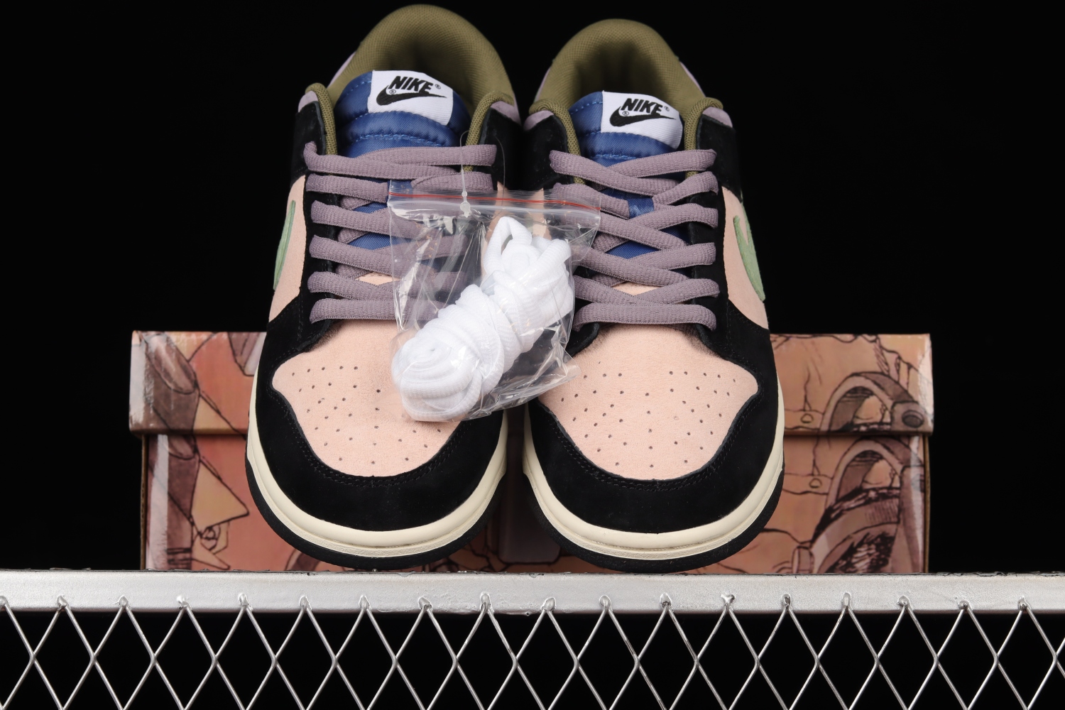 Otomo Katsuhiro x Nk SB Dunk Low  Steamboy OST DO7412-989