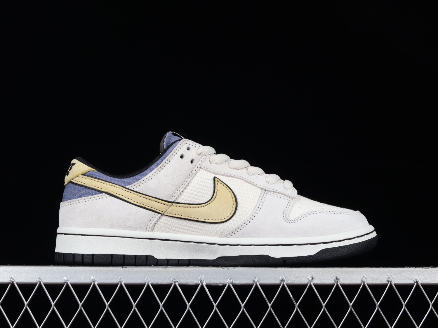 Otomo Katsuhiro x Nk SB Dunk Low  Steamboy OST LF0039-016