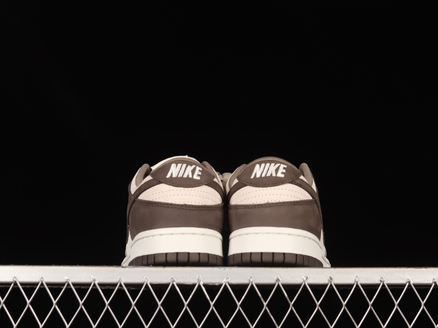 Otomo Katsuhiro x Nk SB Dunk Low  Steamboy OST LF0039-020