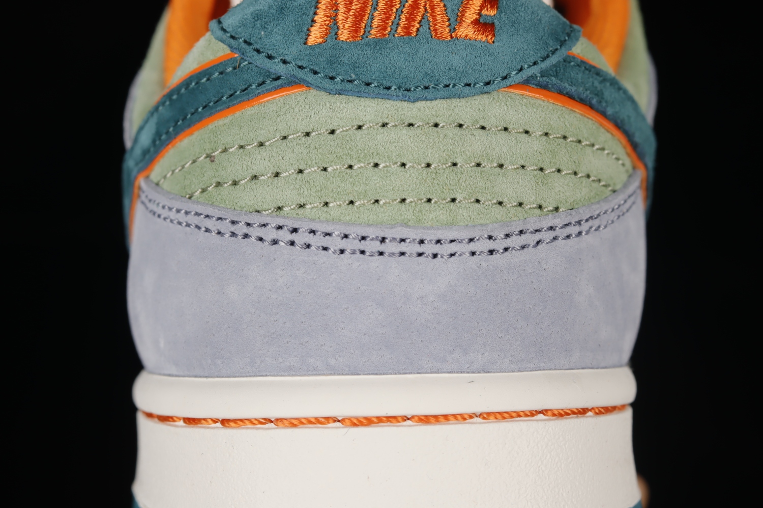 Otomo Katsuhiro x Nk SB Dunk Low  Steamboy OST LF0039-017