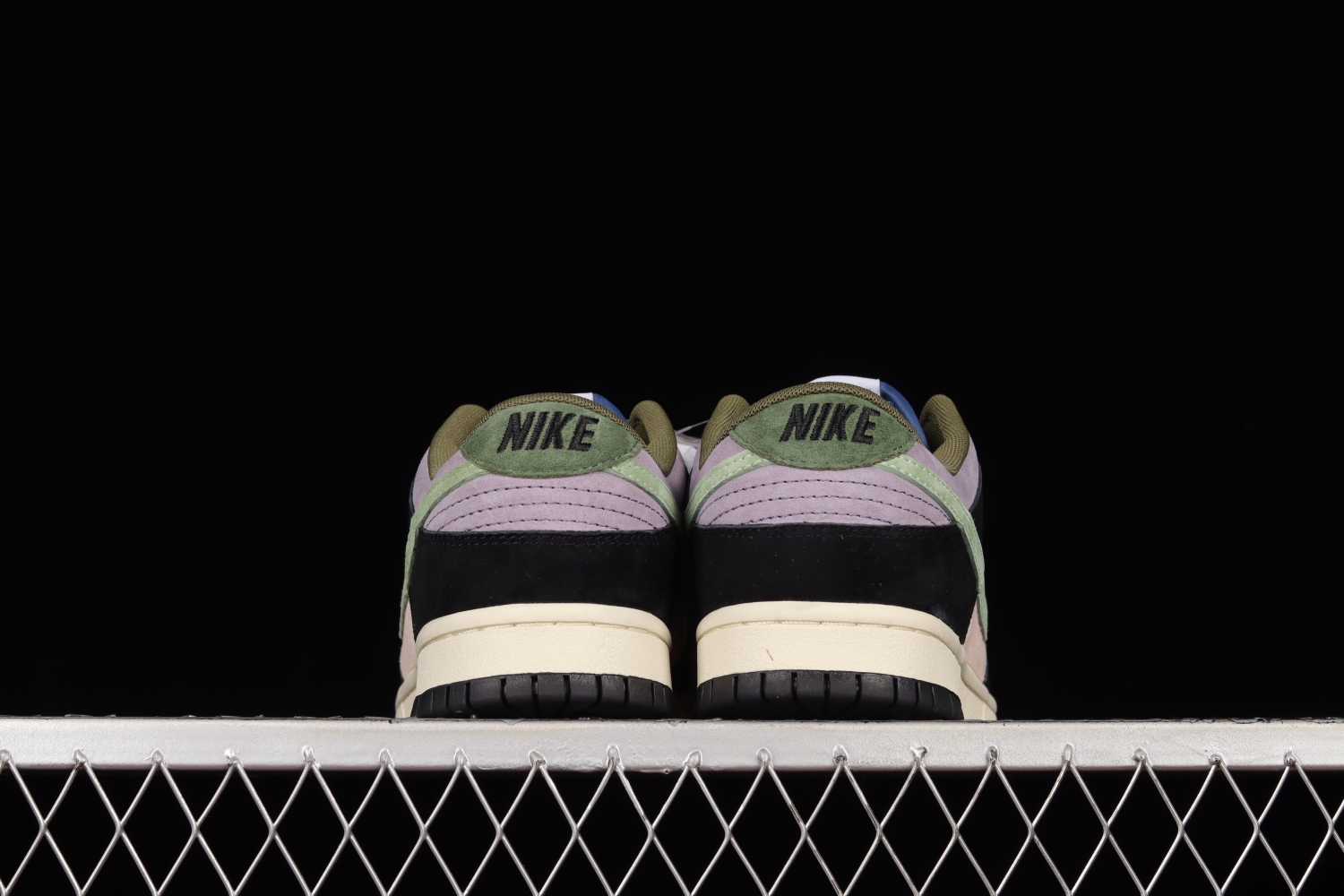 Otomo Katsuhiro x Nk SB Dunk Low  Steamboy OST DO7412-989