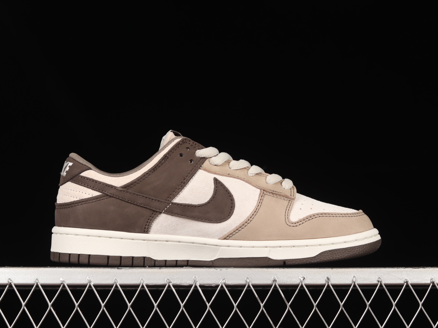 Otomo Katsuhiro x Nk SB Dunk Low  Steamboy OST LF0039-020
