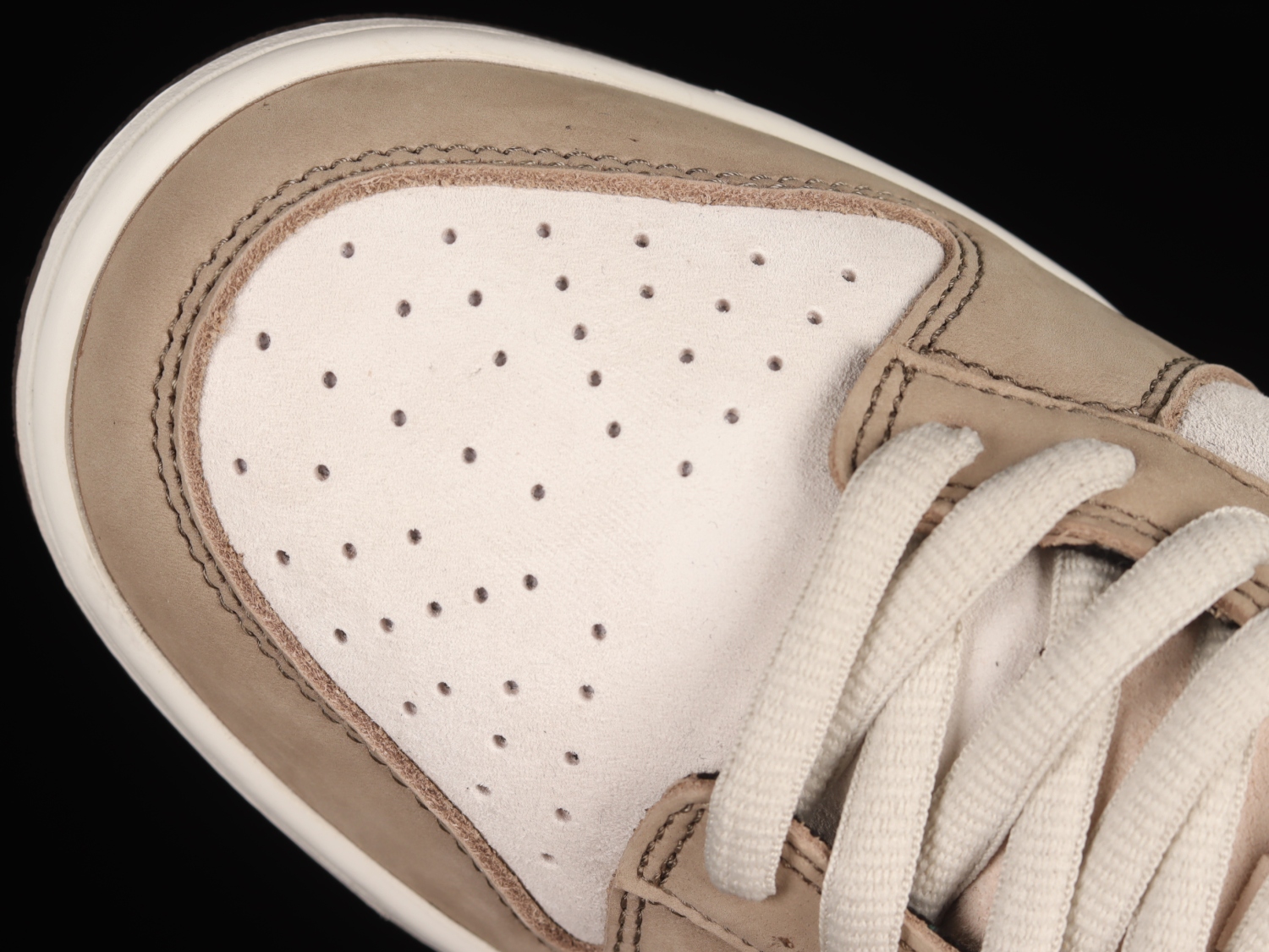 Otomo Katsuhiro x Nk SB Dunk Low  Steamboy OST LF0039-020