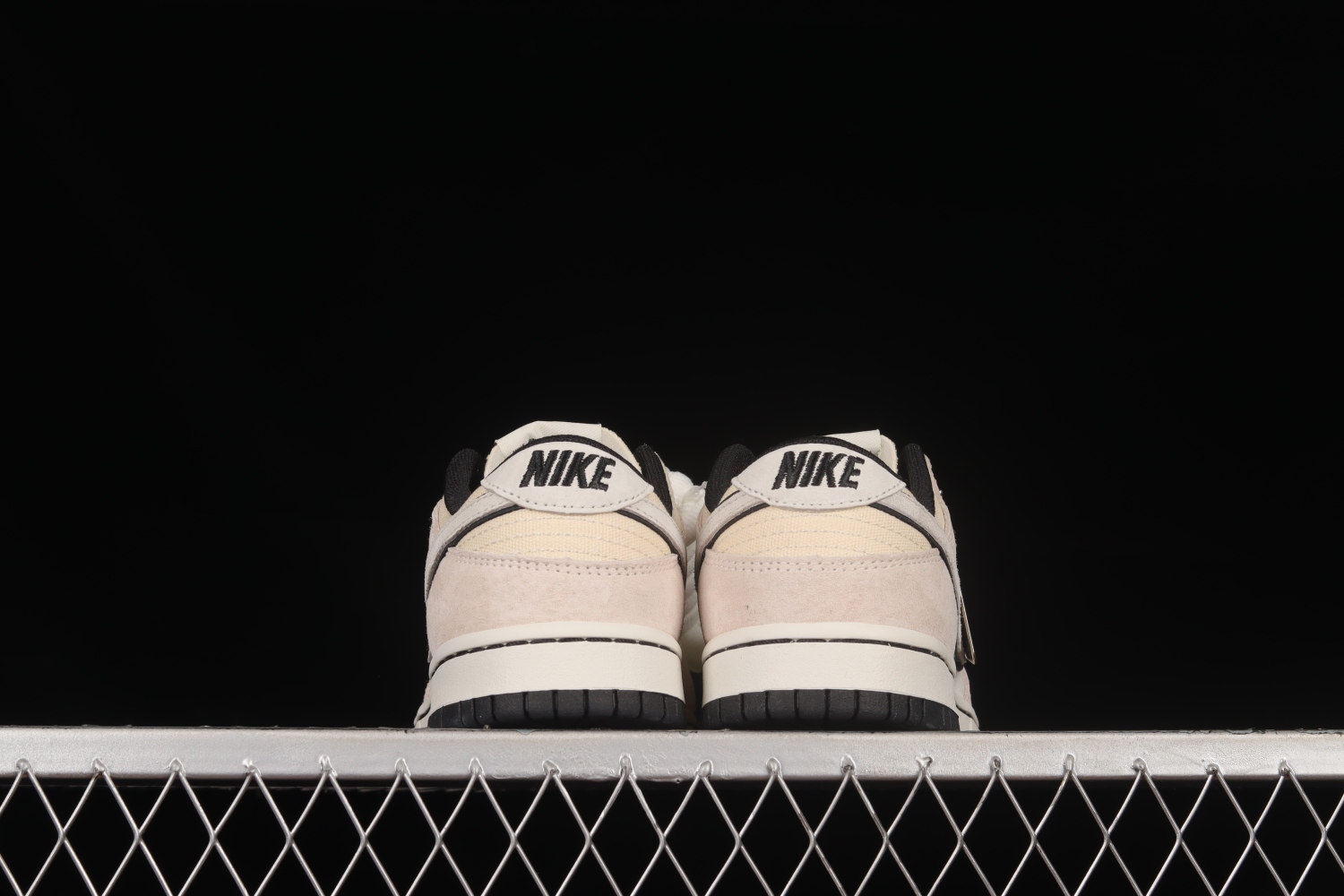 Otomo Katsuhiro x Nk SB Dunk Low  Steamboy OST LF0039-010