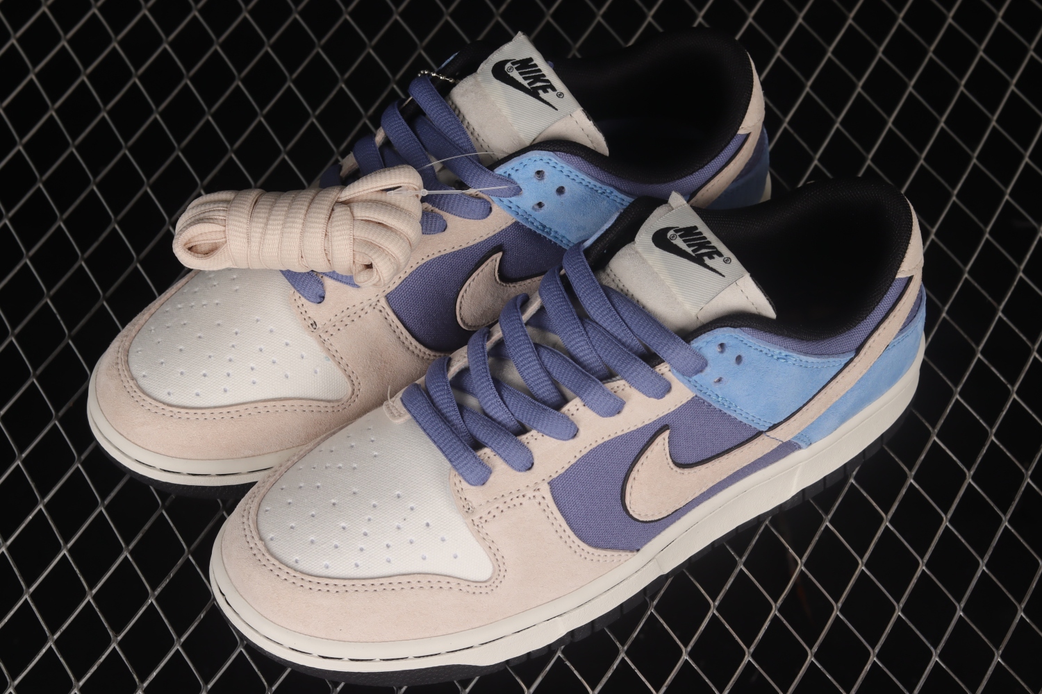 Otomo Katsuhiro x Nk SB Dunk Low  Steamboy OST  LF0039-014