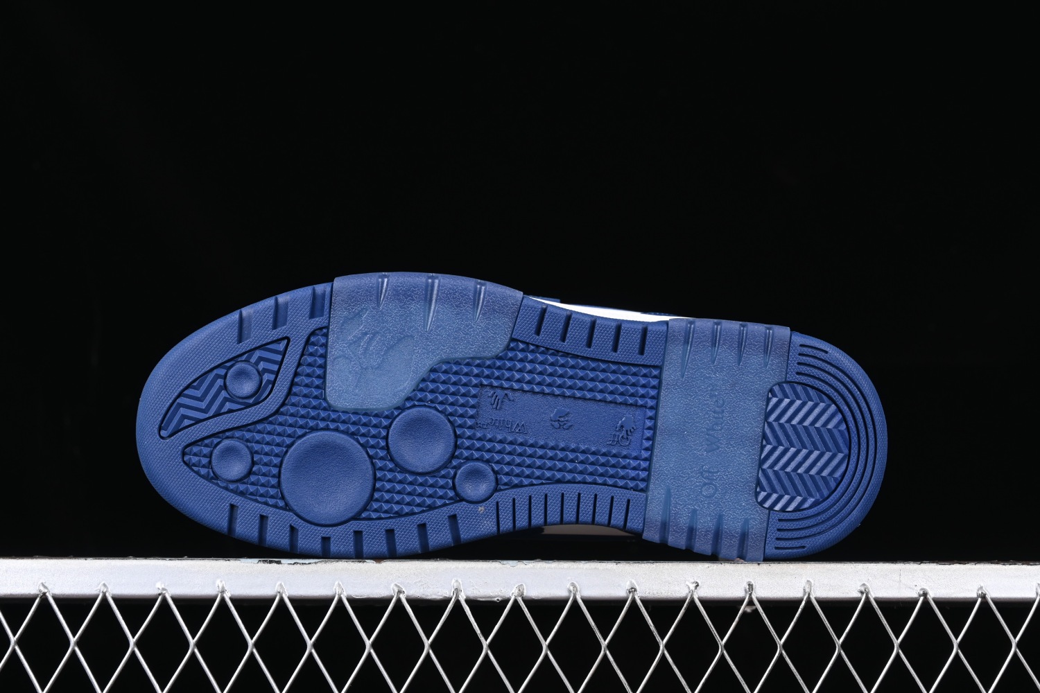 OFF-WHITE Out Of Office  OOO  Low Tops Dark Blue White OMIA189S22LEA0010142