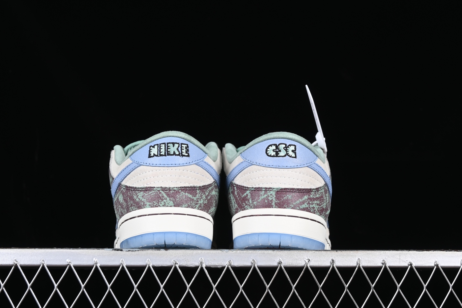 Nike SB Dunk Low Crenshaw Skate Club FN4193-100