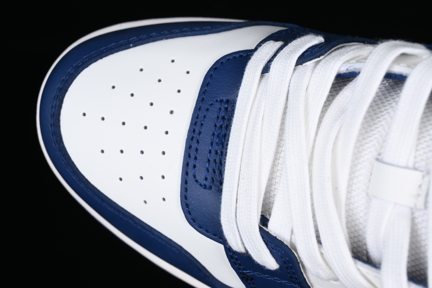 OFF-WHITE Out Of Office  OOO  Low Tops Dark Blue White OMIA189S22LEA0010142