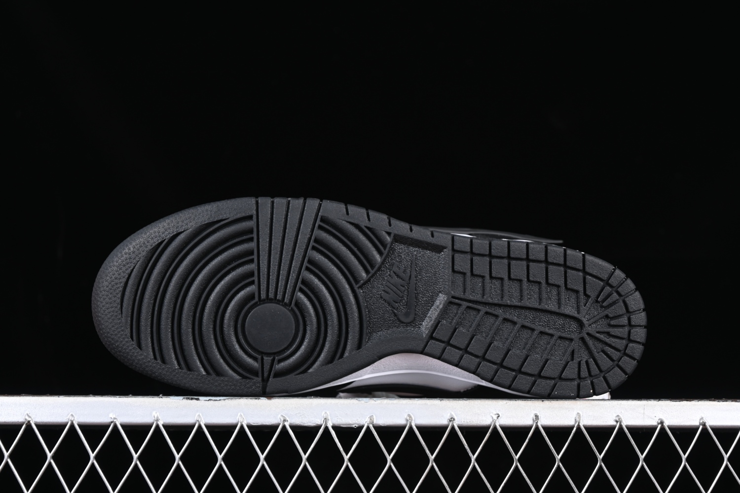 Nike Dunk Low Twist Panda (Women