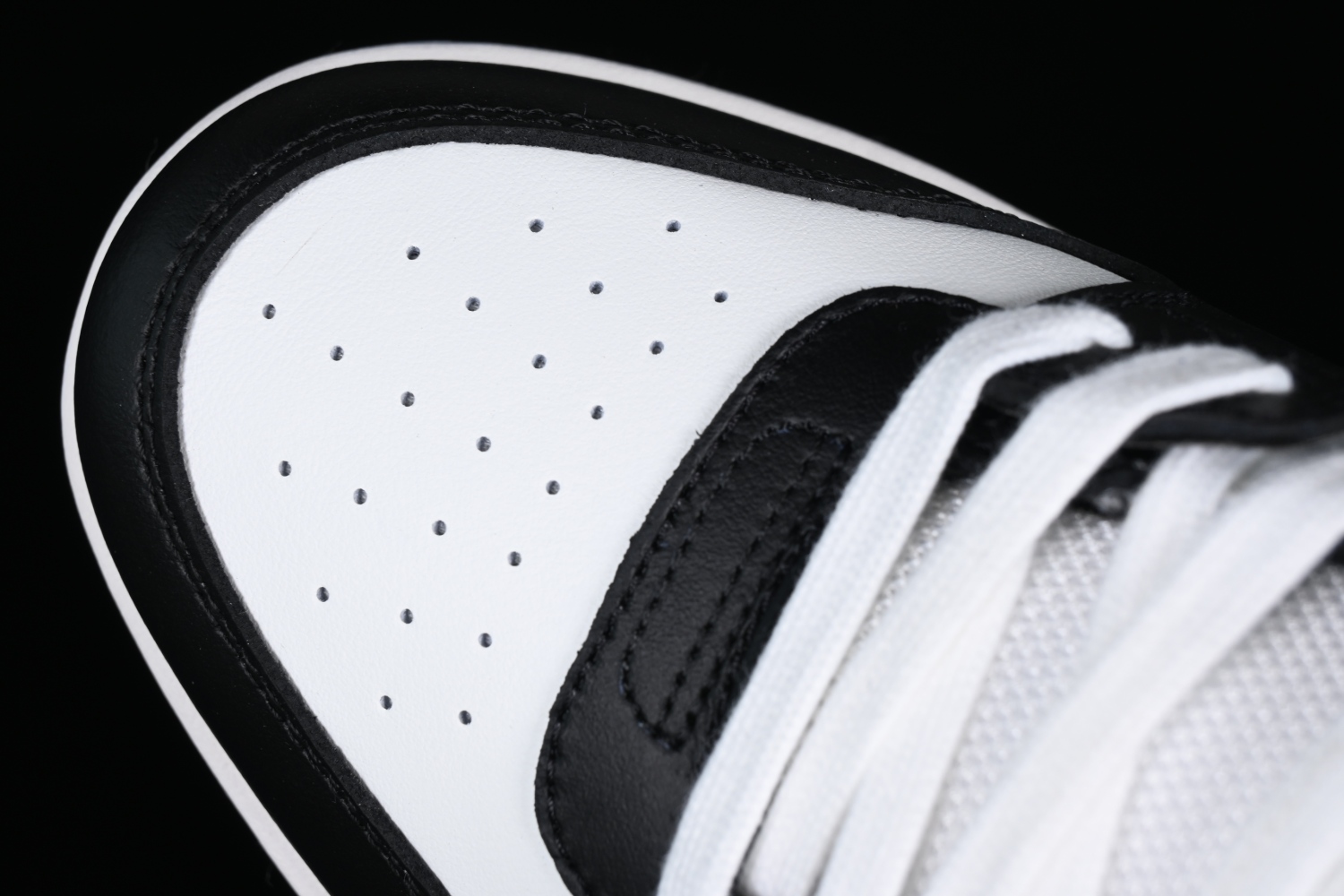 OFF-WHITE Out Of Office OOO Low Tops White Black White OMIA189C99LEA0011004
