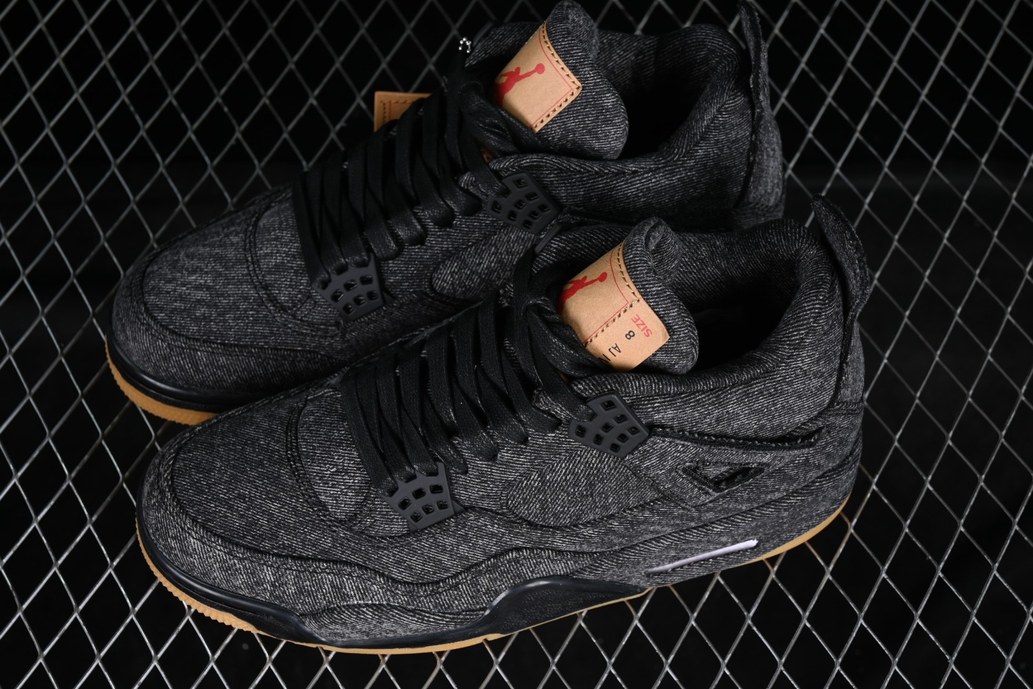 Jordan 4 Retro Levi