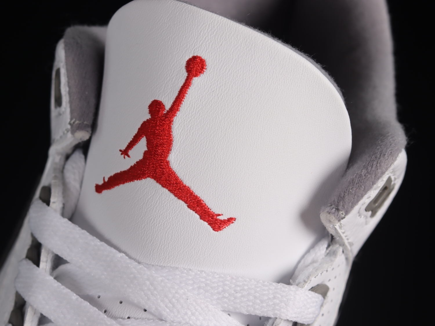 Jordan 3 Retro Tinker Hatfield AQ3835-160