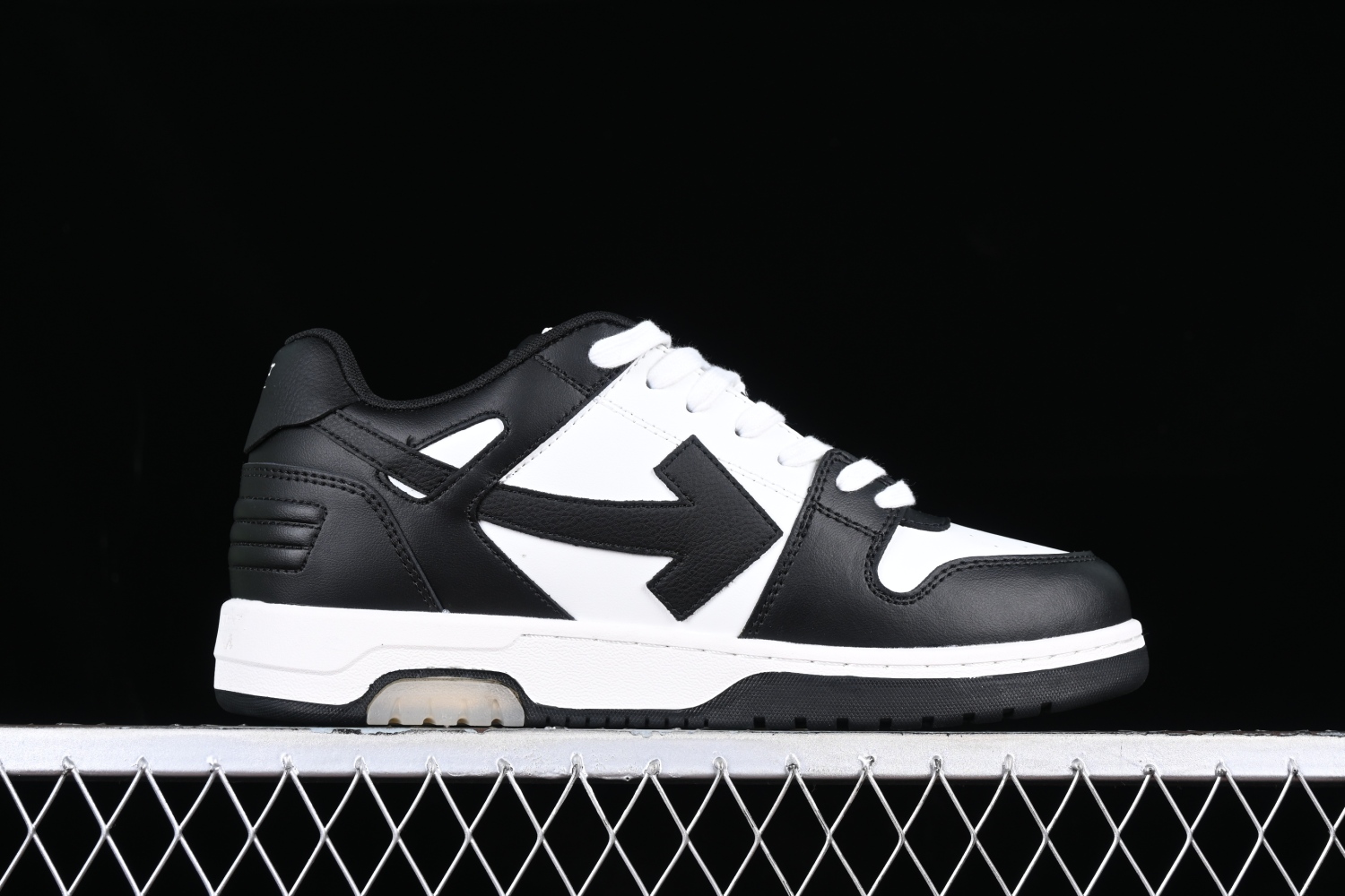 OFF-WHITE Out Of Office OOO Low Tops White Black White OMIA189C99LEA0011004