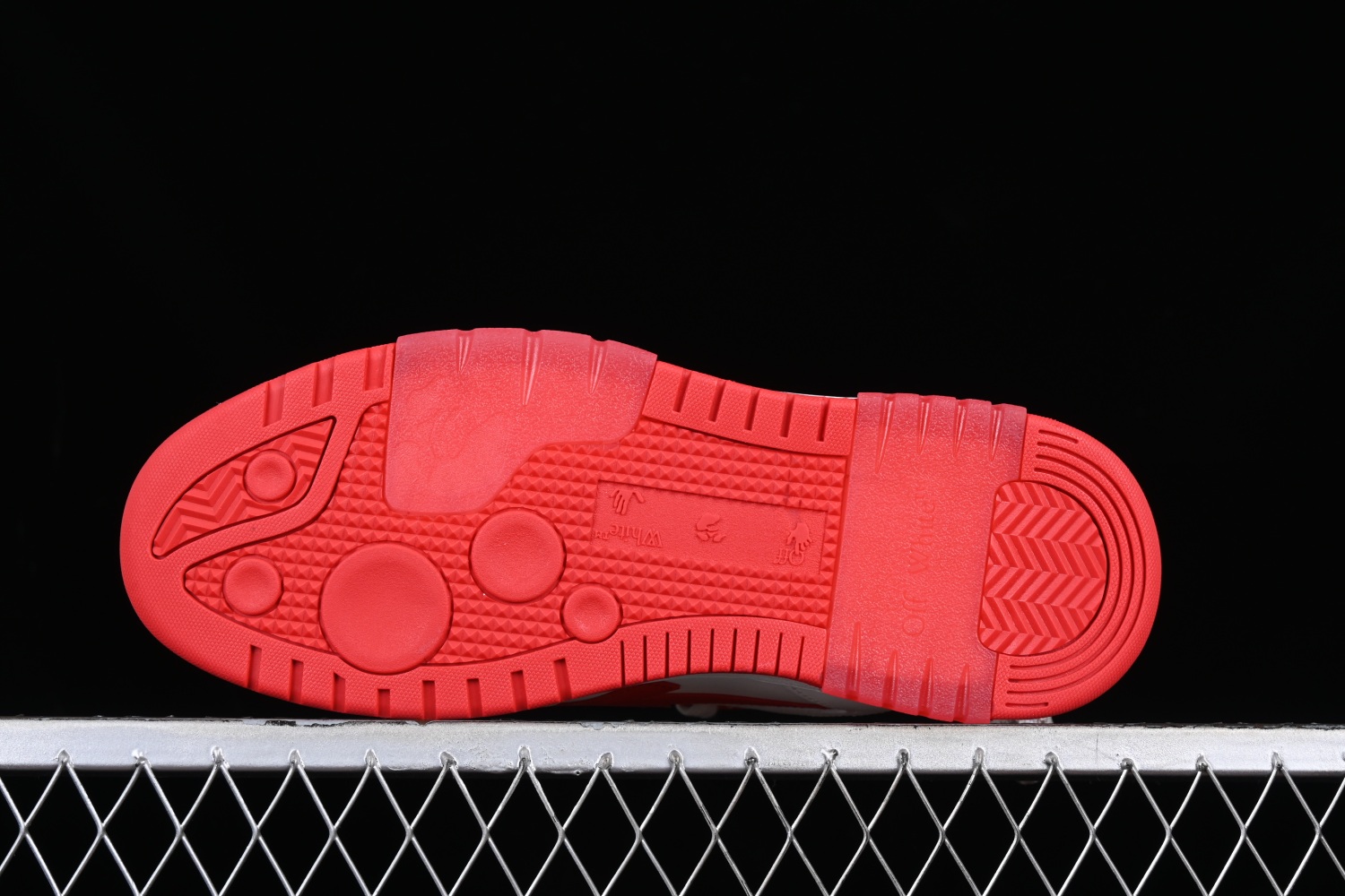 OFF-WHITE Out Of Office  OOO  Low Tops White Red OMIA189S22LEA0010125