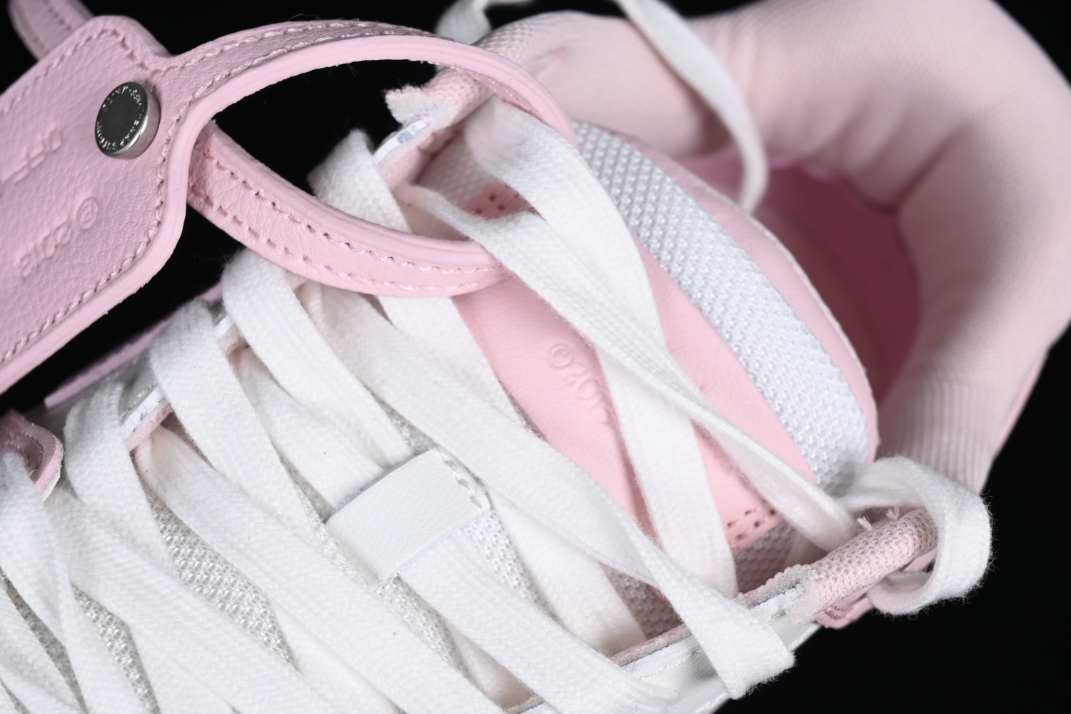 OFF-WHITE Out Of Office 5050 Powder White (Women