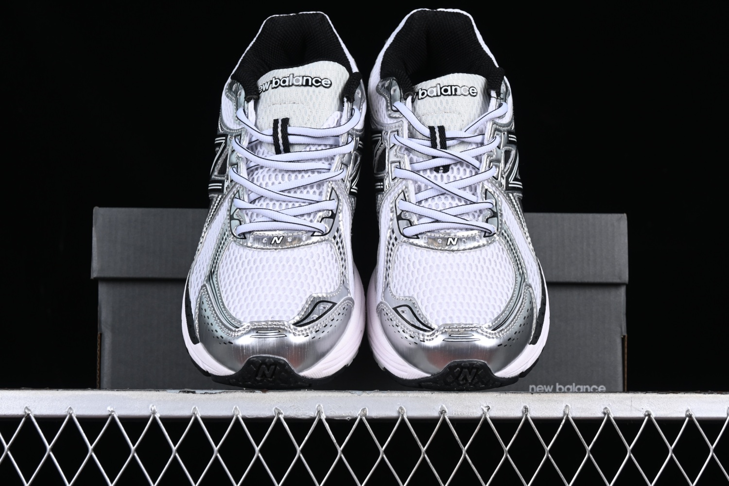 New Bal*nce 860v2 Black White Silver ML860XD