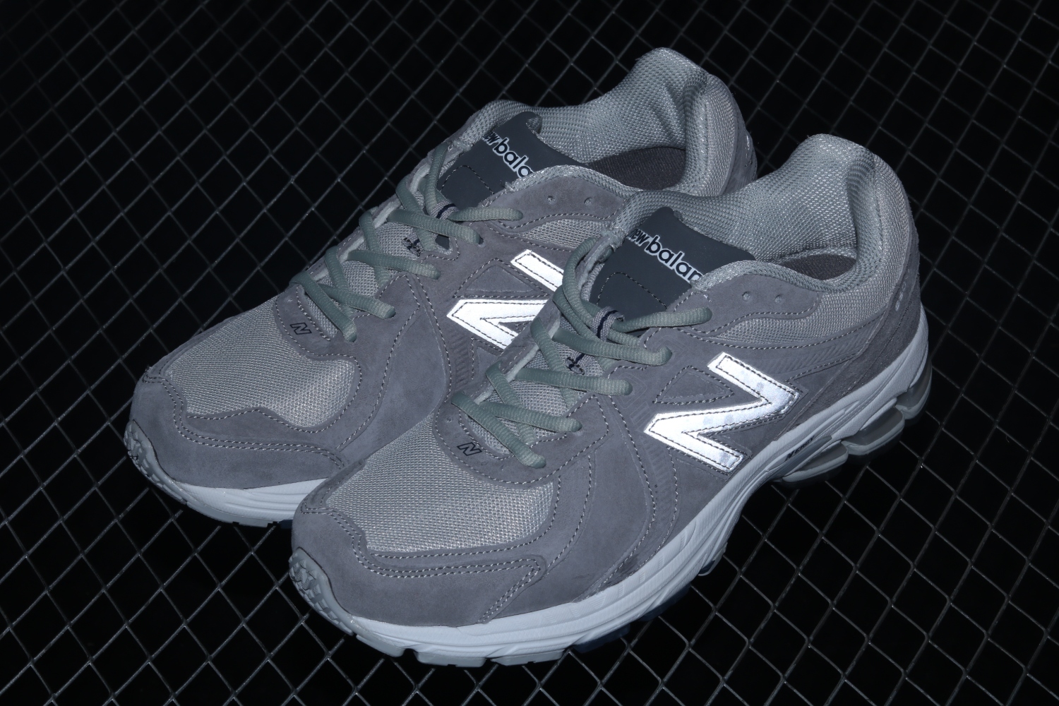 New Bal*nce 860v2 Grey ML860XH
