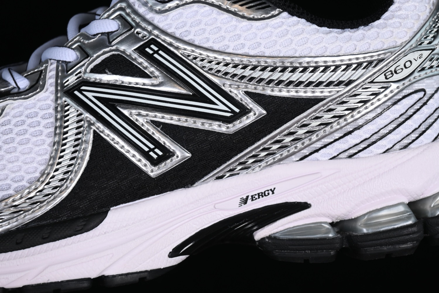New Bal*nce 860v2 Black White Silver ML860XD