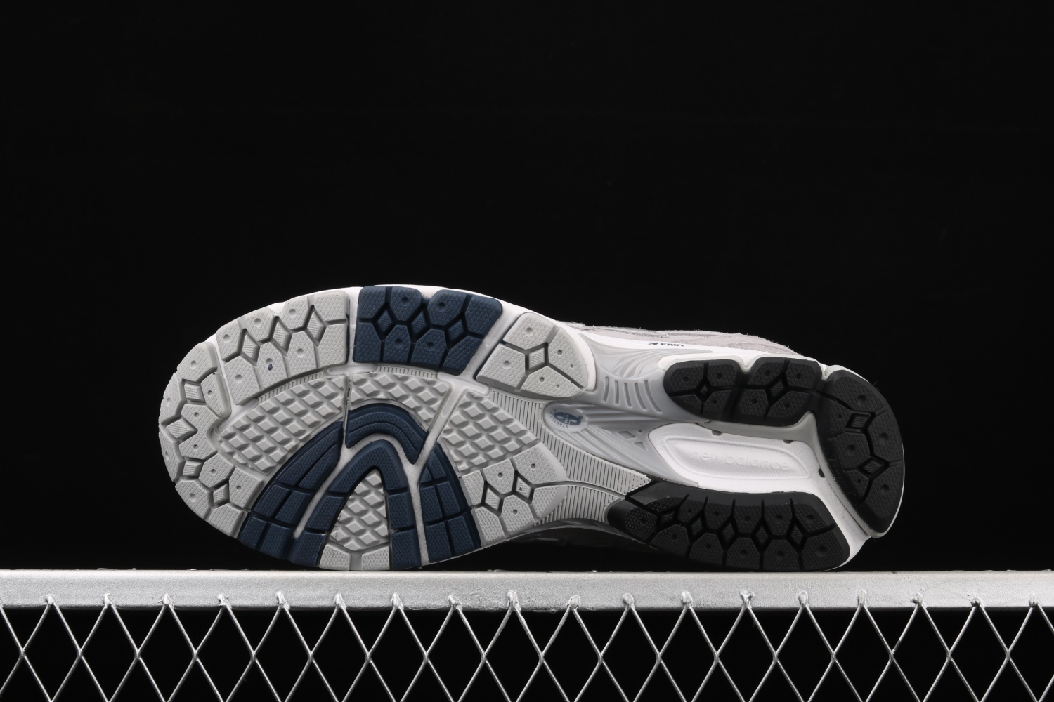 New Bal*nce 860v2 Grey ML860XH
