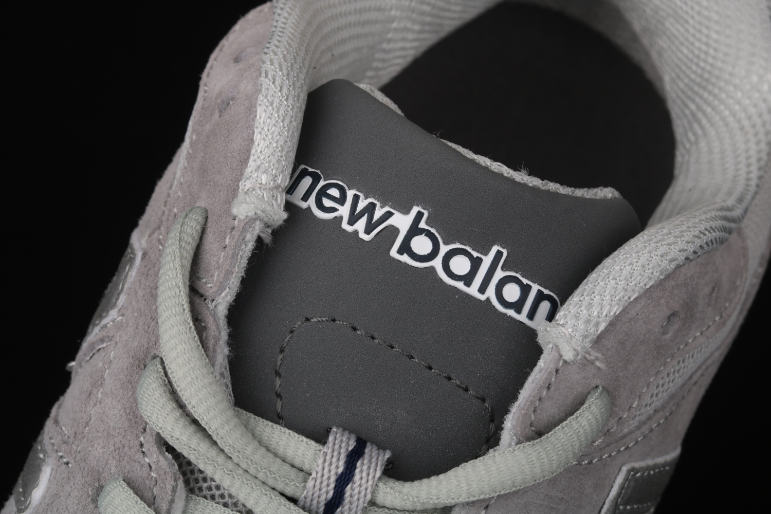 New Bal*nce 860v2 Grey ML860XH