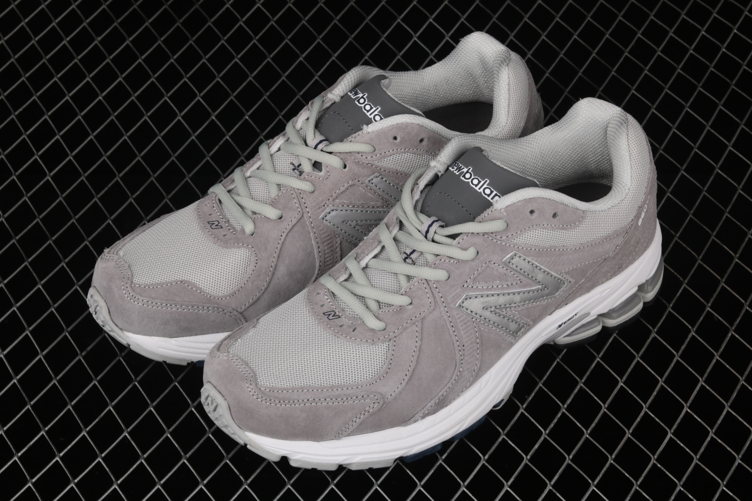 New Bal*nce 860v2 Grey ML860XH