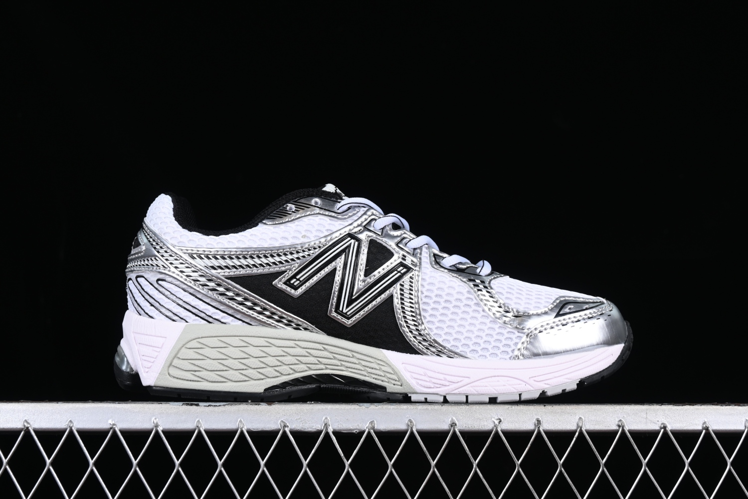 New Bal*nce 860v2 Black White Silver ML860XD