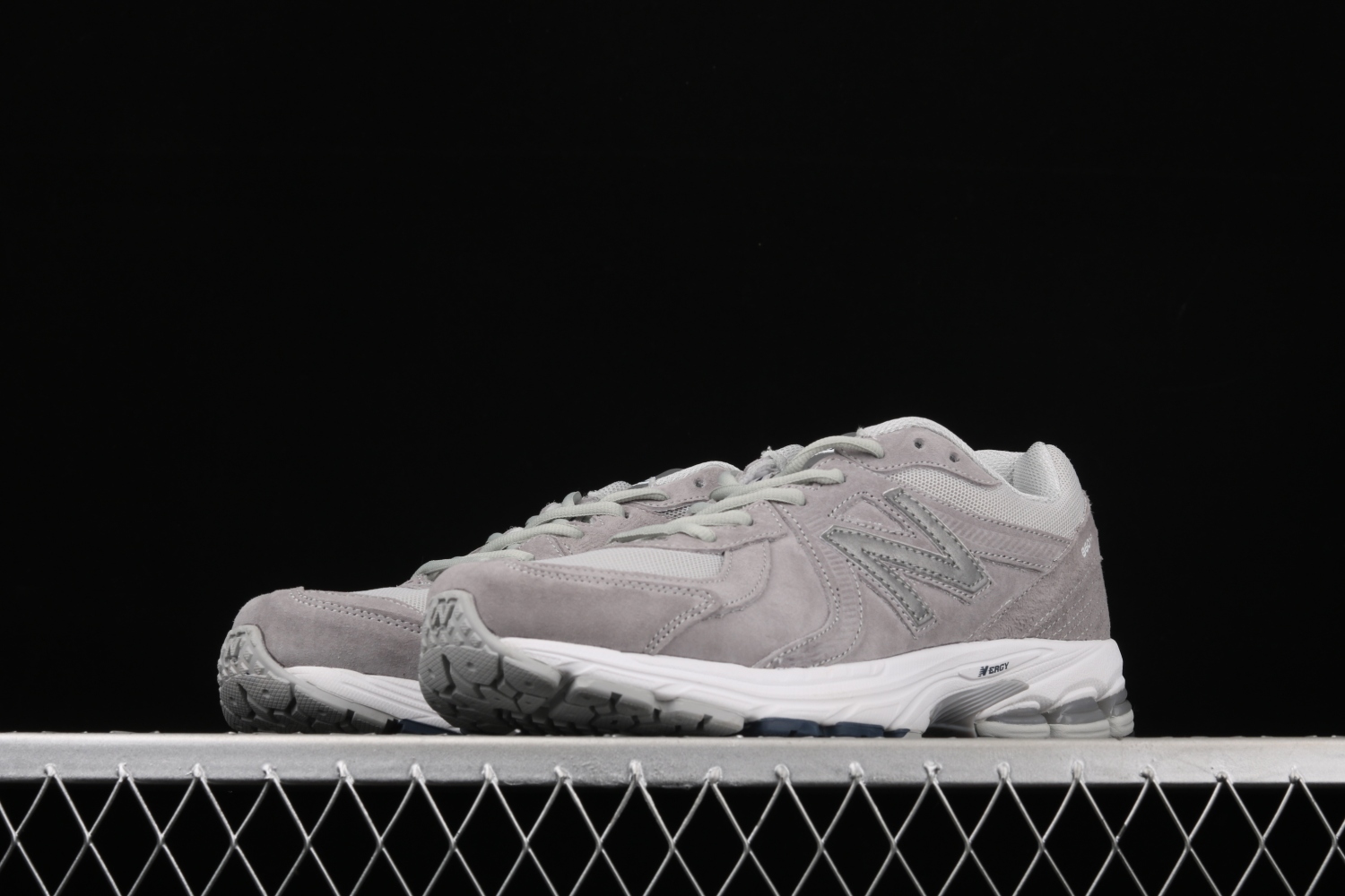 New Bal*nce 860v2 Grey ML860XH