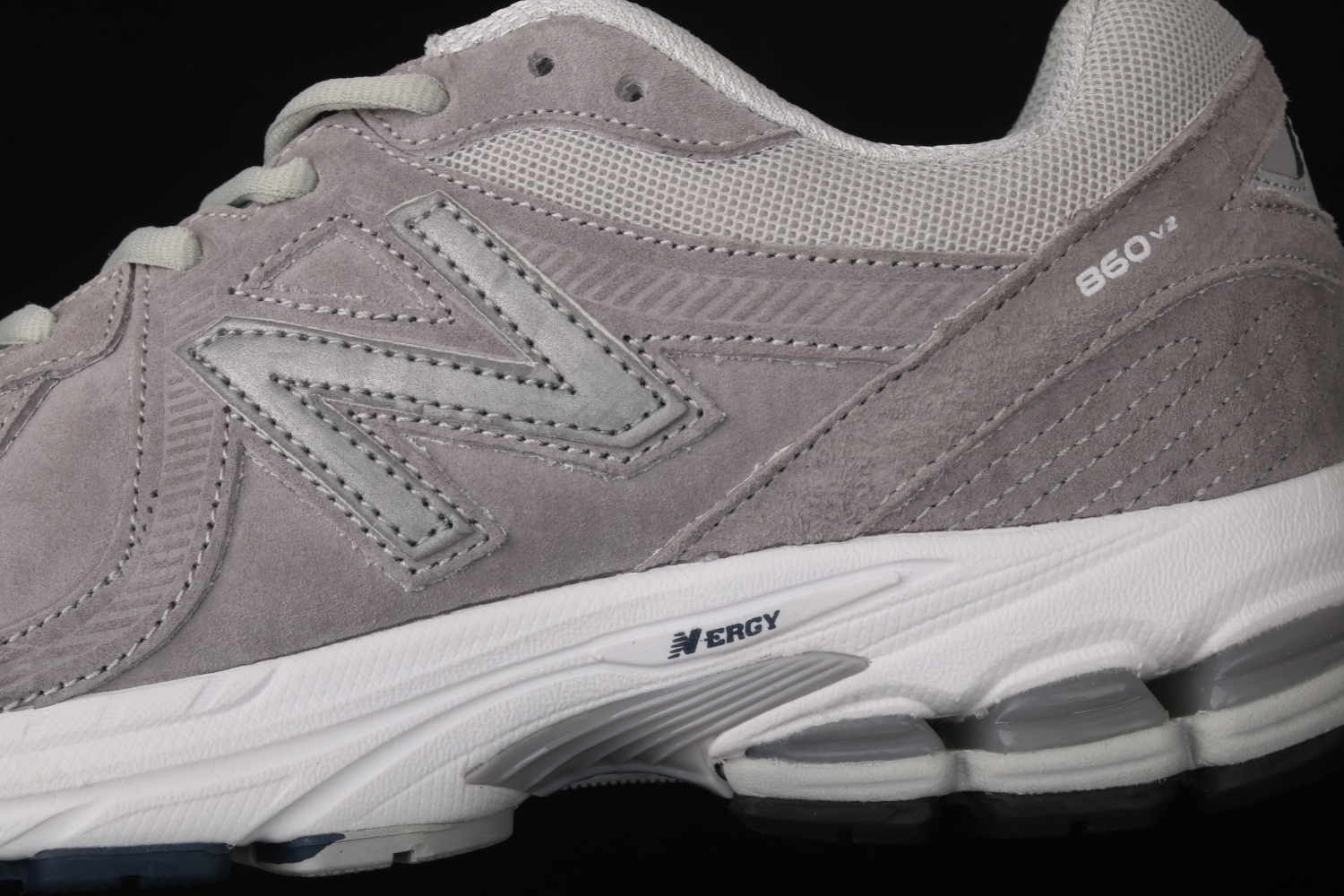 New Bal*nce 860v2 Grey ML860XH