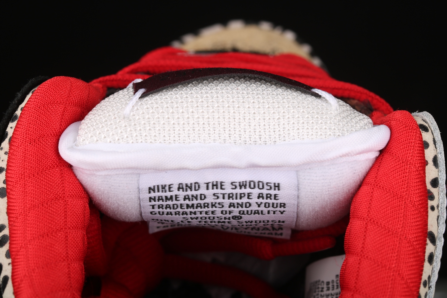 Nike SB Dunk Low What The Paul CZ2239-600