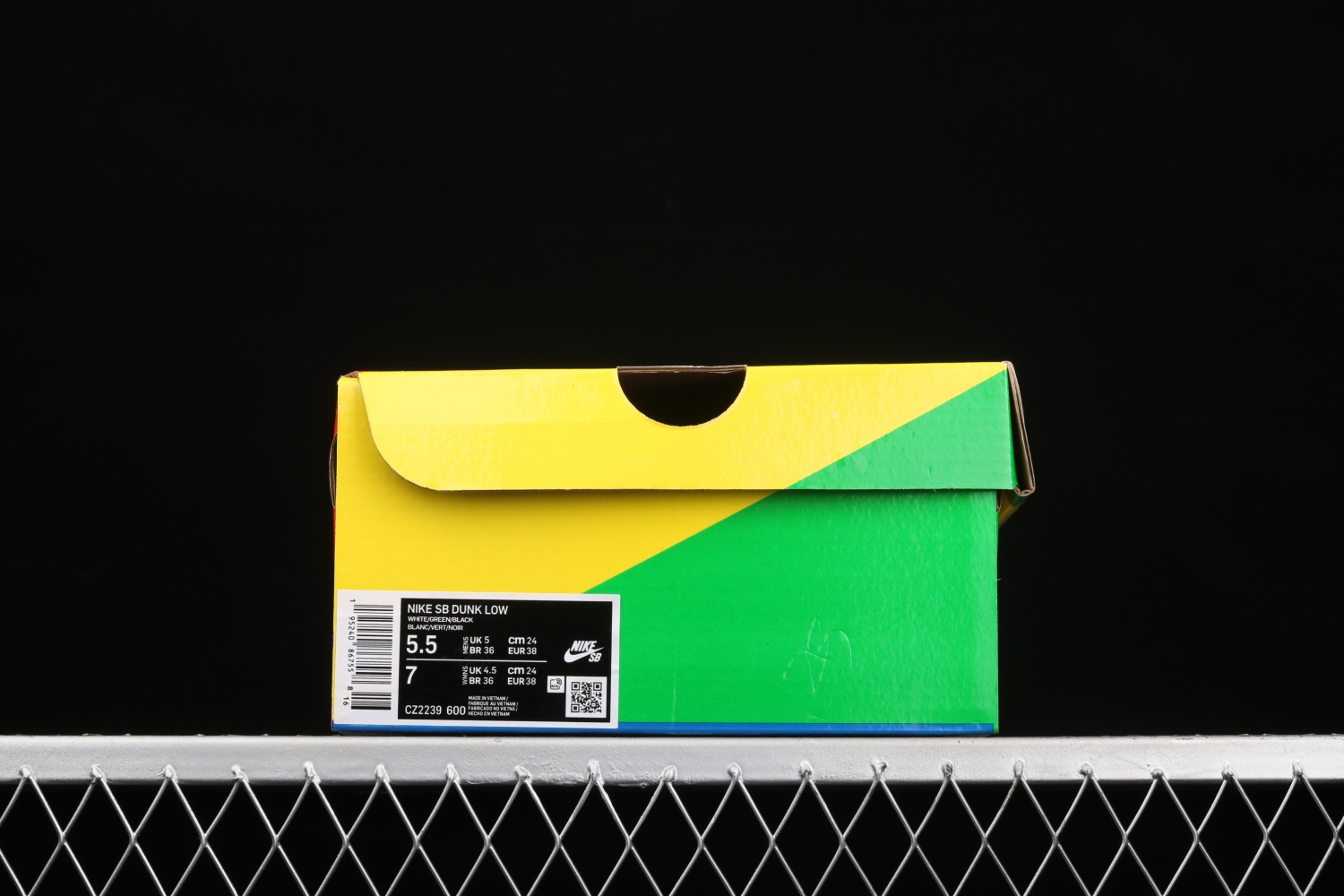 Nike SB Dunk Low What The Paul CZ2239-600