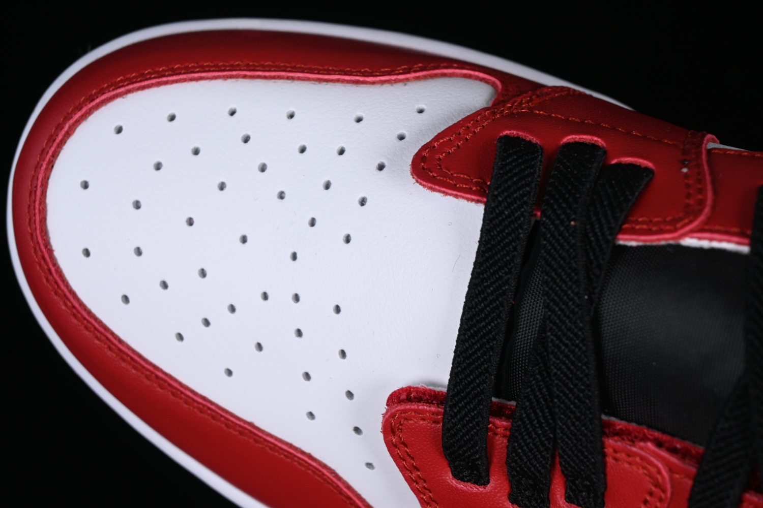 Jordan 1 Low FlyEase Gym Red DM1206-163