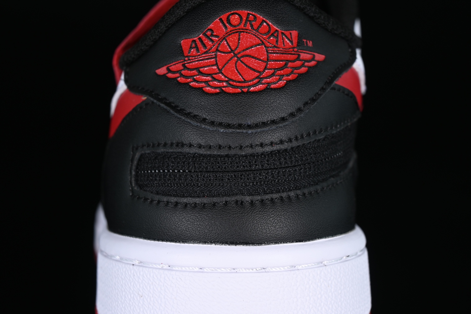 Jordan 1 Low FlyEase Gym Red DM1206-163