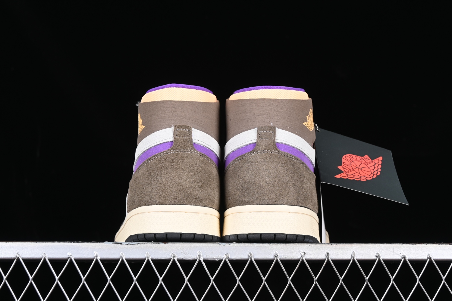 Jordan 1 High Zoom Air CMFT 2 Palomino Wild Berry DV1307-205