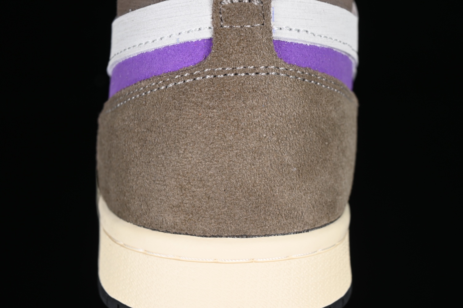 Jordan 1 High Zoom Air CMFT 2 Palomino Wild Berry DV1307-205