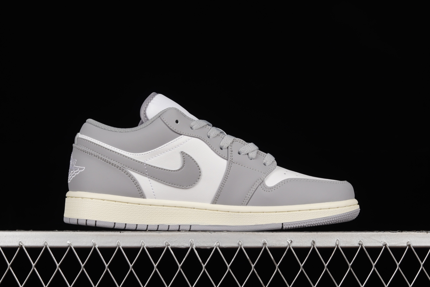 Air Jordan 1 Low Vintage Stealth Grey 553558-053
