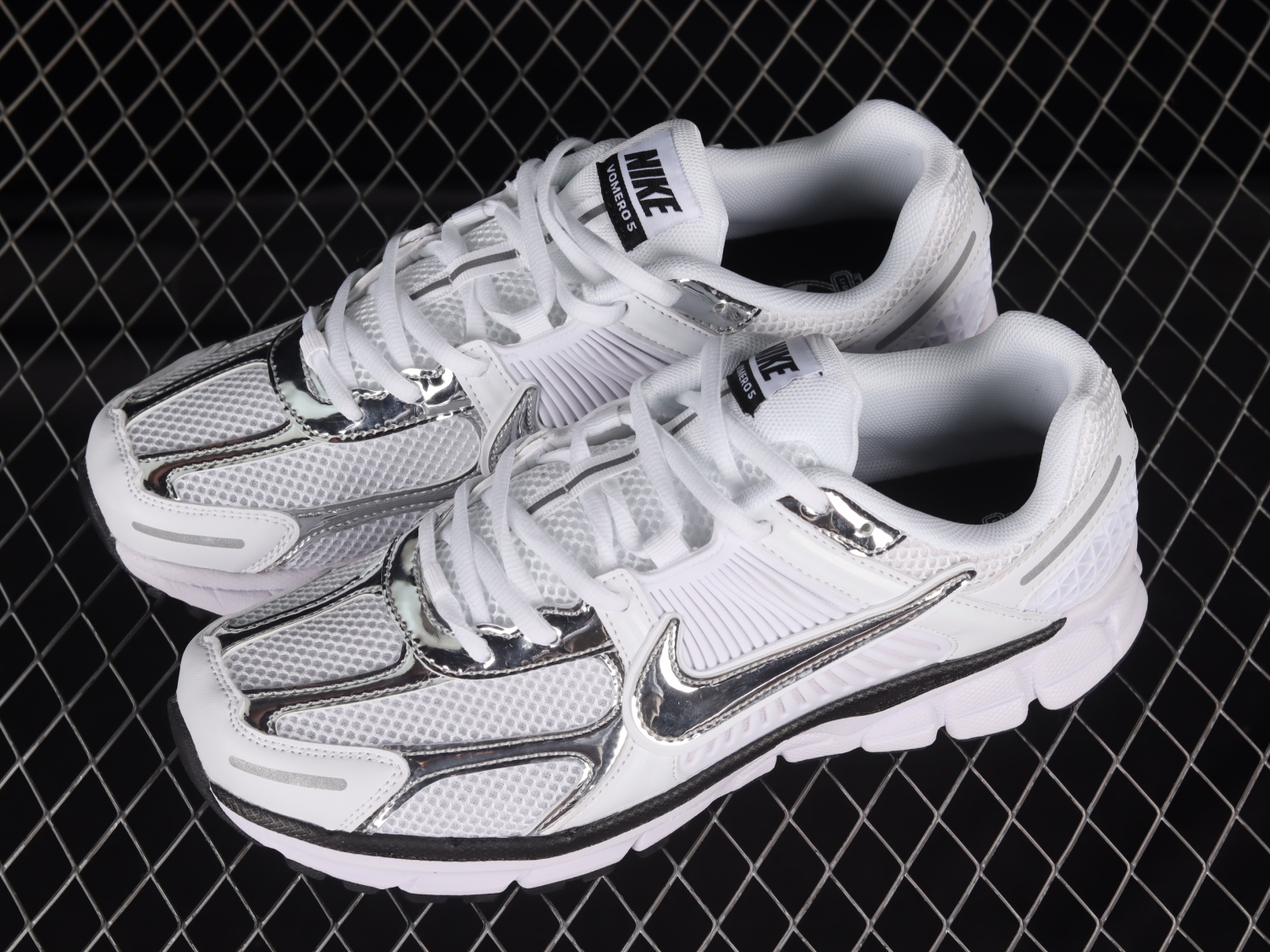 Nike Zoom Vomero 5 Photon Dust Metallic Silver (Women
