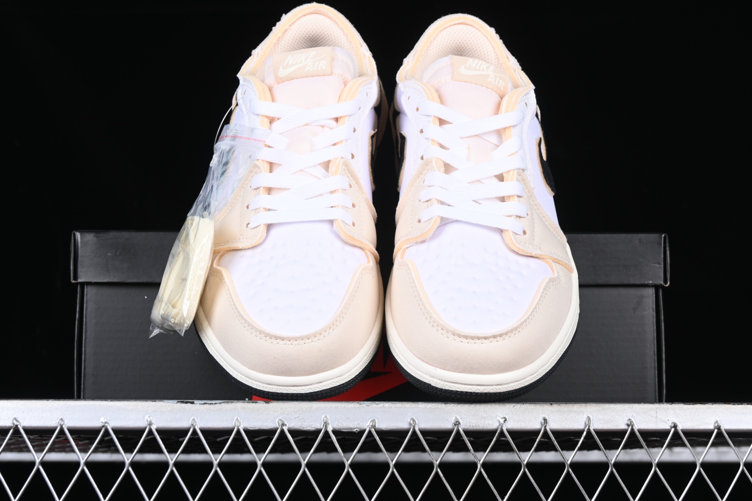 Jordan 1 Retro Low OG EX Coconut Milk DV0982-100
