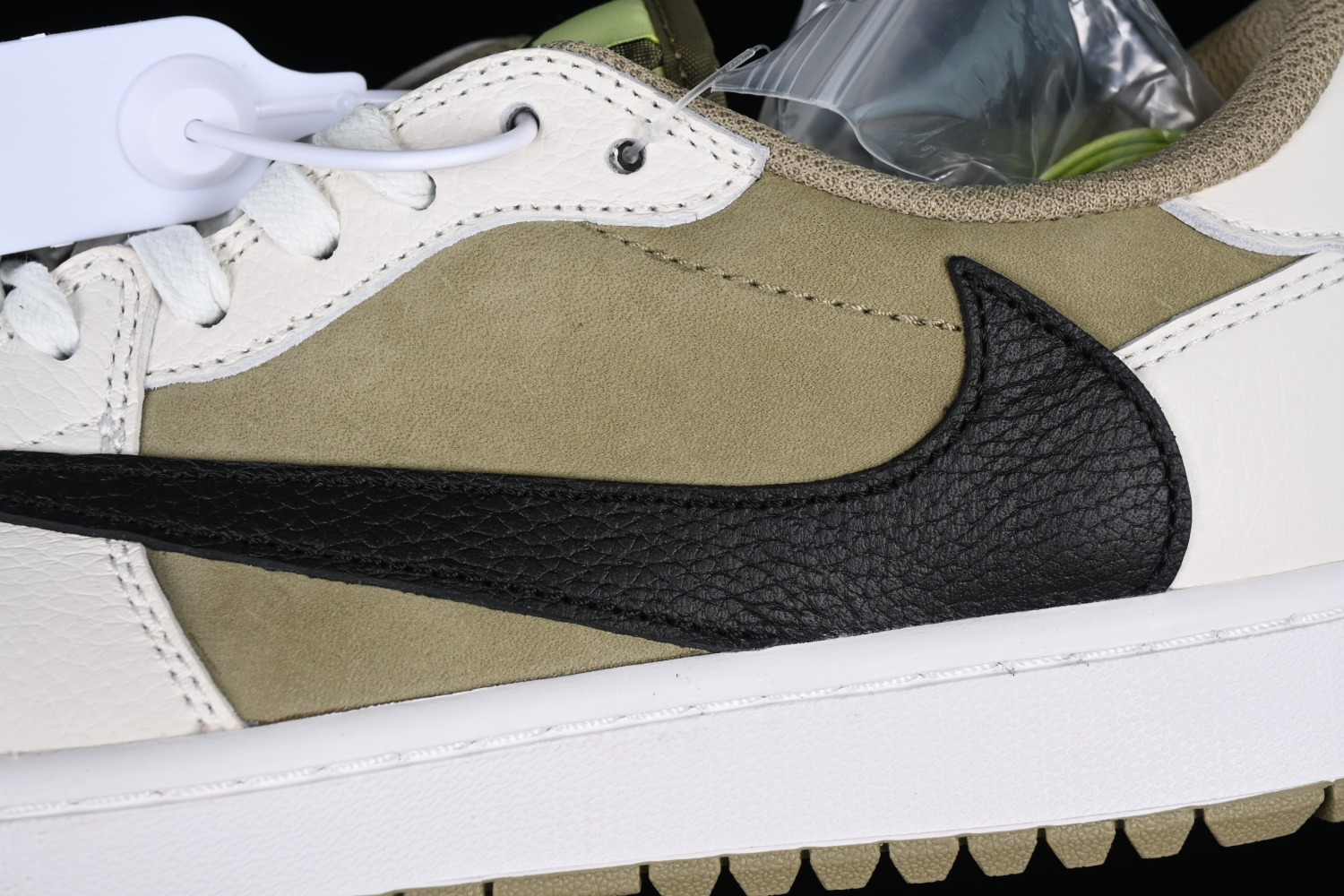 Jordan 1 Retro Low Golf Travis Scott Neutral Olive FZ3124-200