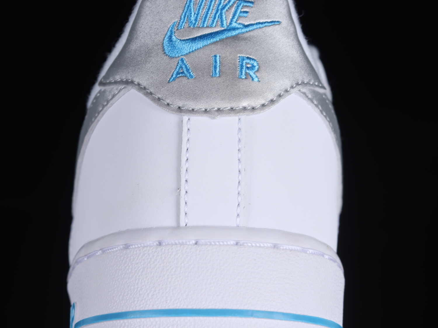 Nike Air Force 1 Low 